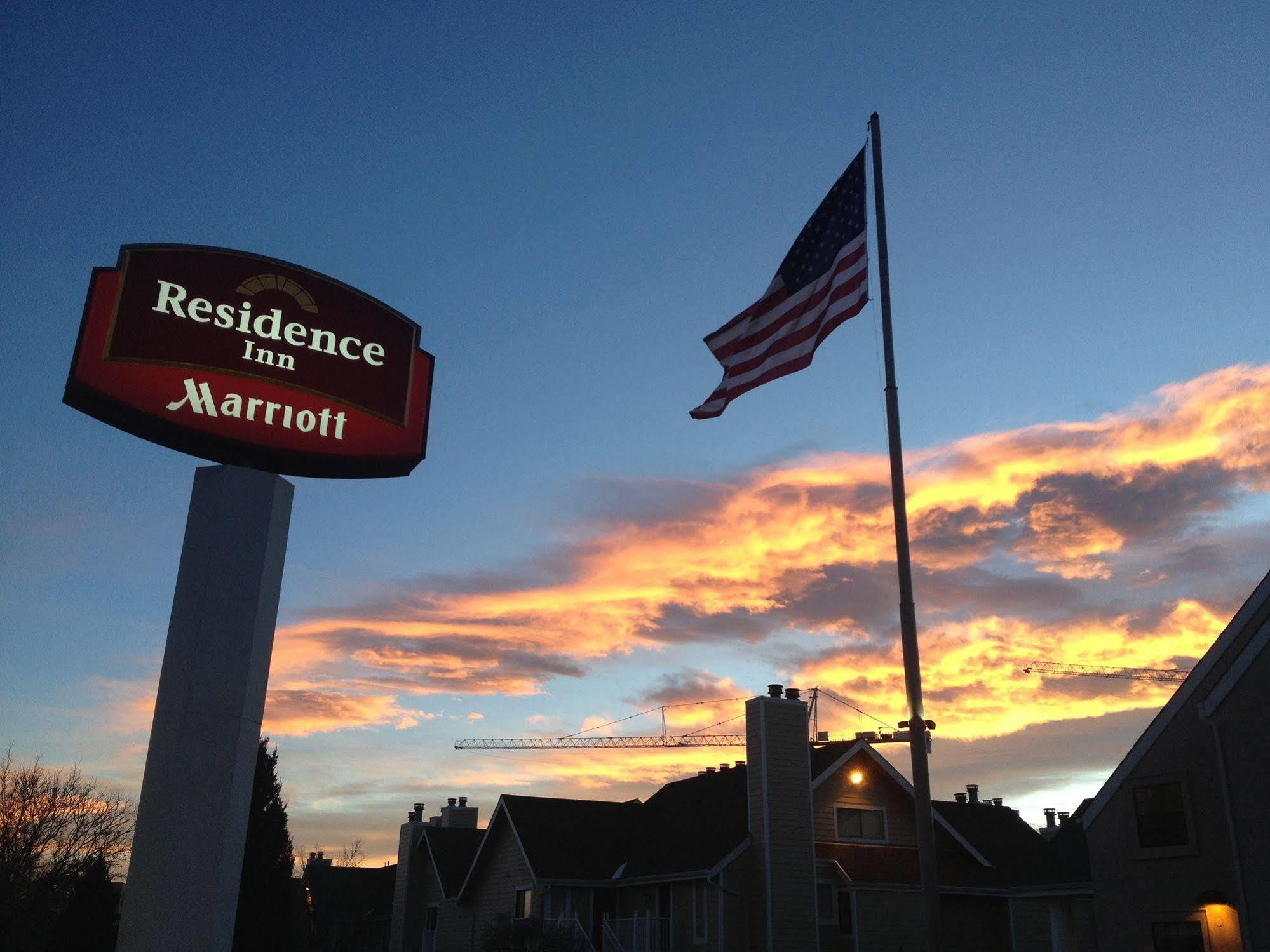 Residence Inn Denver Downtown Exterior foto